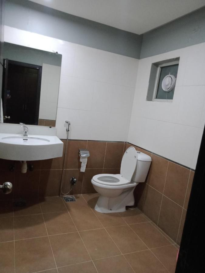 Hira Guest House Karachi Extérieur photo