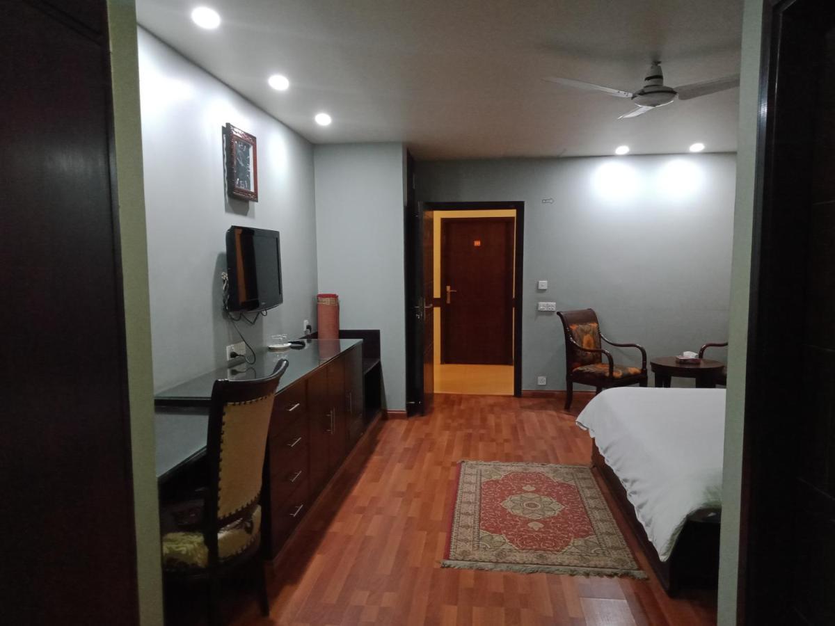 Hira Guest House Karachi Extérieur photo