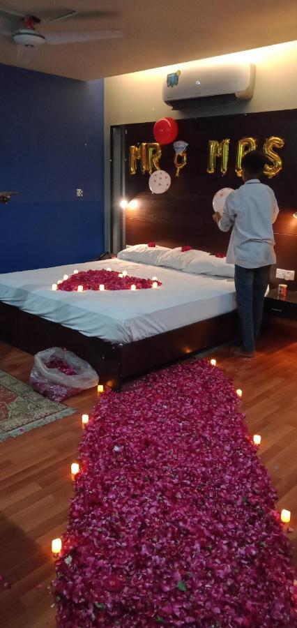 Hira Guest House Karachi Extérieur photo