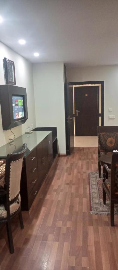 Hira Guest House Karachi Extérieur photo
